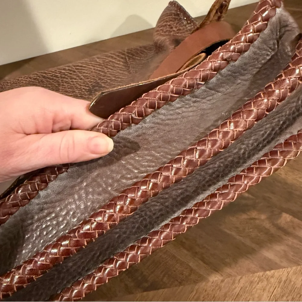 Artisan Handmade Leather Messenger Bag – Rustic Distressed Brown